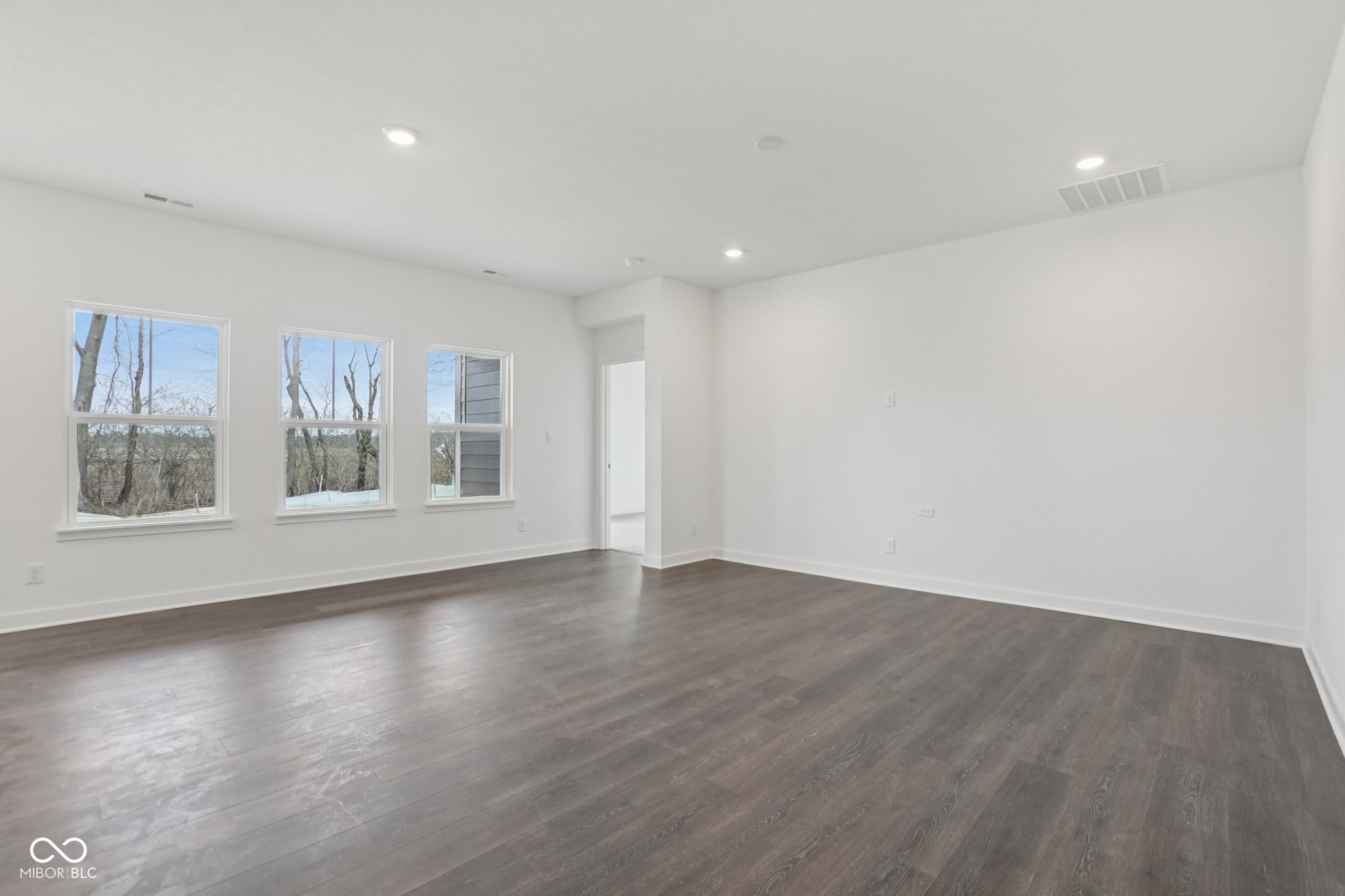5734 Bancroft Drive Pendleton, IN 46064 - Photo 4 of 37