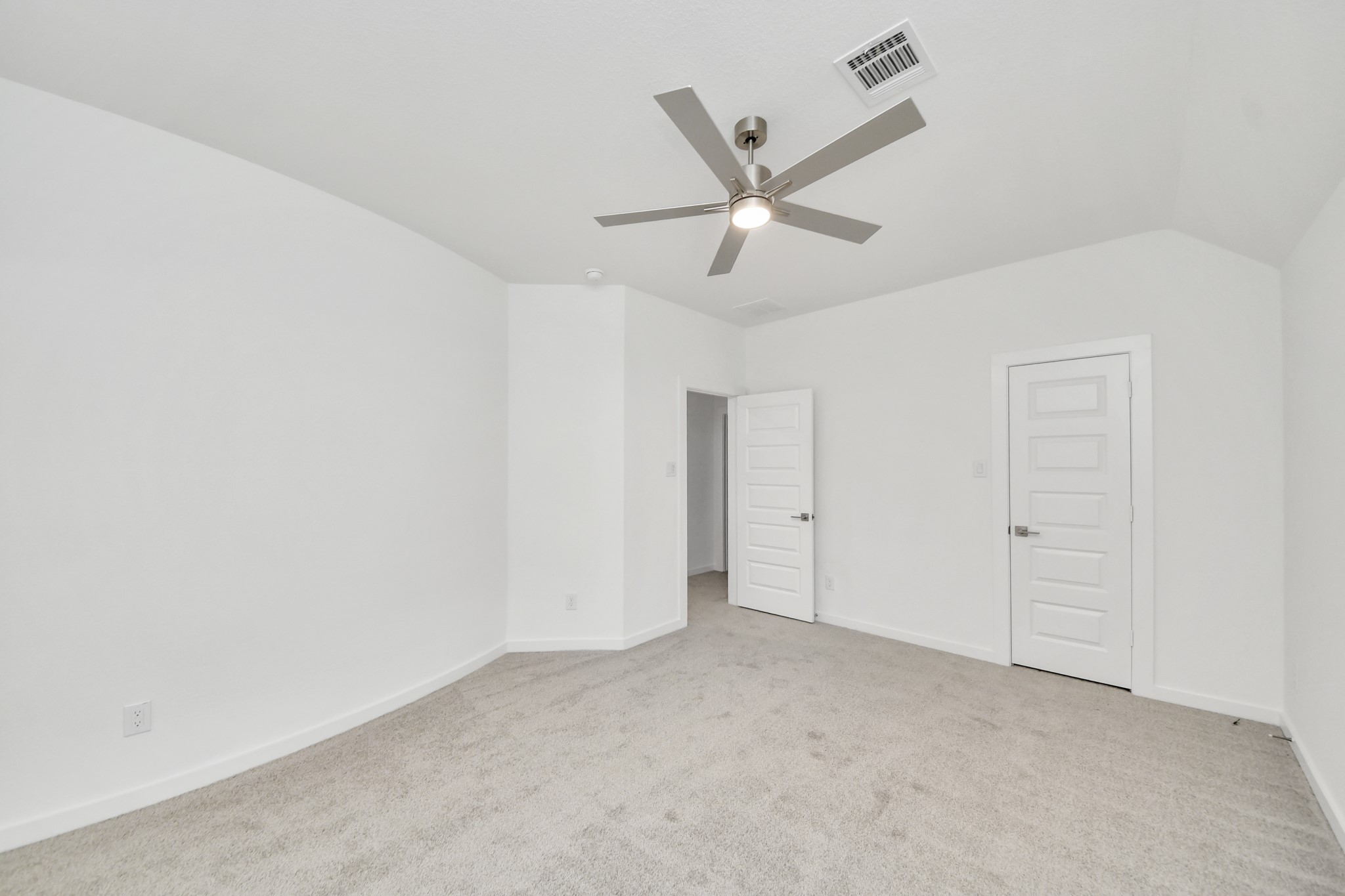3106 Native Spg Drive Spring, TX 77373 - Photo 34 of 47 Generously sized secondary bedrooms featuring spacious closets, soft and inviting carpeting underfoot, large windows allowing plenty of natural light, and the added touch of privacy blinds for your personal retreat.