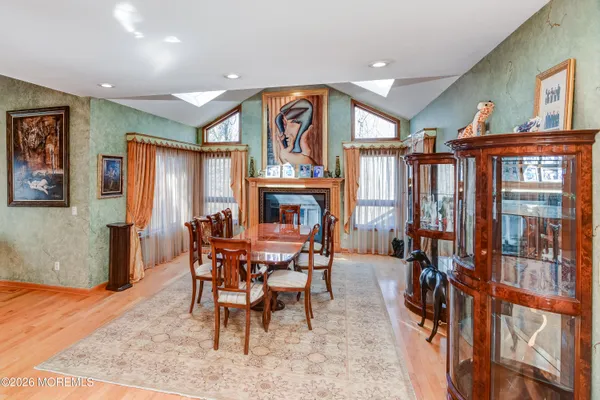 $1,550,000 | 9 Sherwood Court, Holmdel, NJ 07733