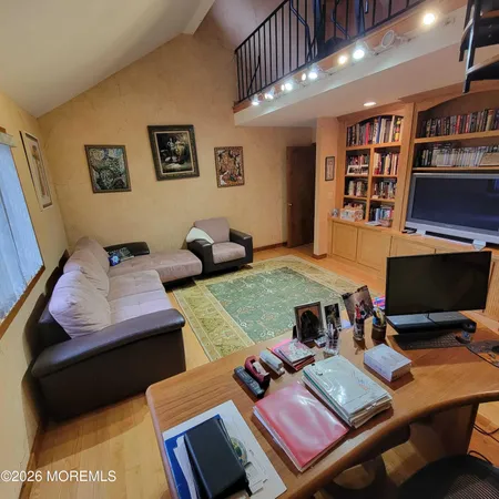 $1,550,000 | 9 Sherwood Court, Holmdel, NJ 07733