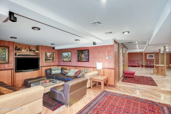 $1,550,000 | 9 Sherwood Court, Holmdel, NJ 07733