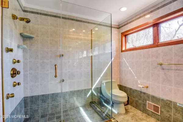 $1,550,000 | 9 Sherwood Court, Holmdel, NJ 07733