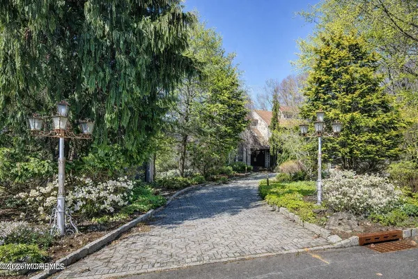 $1,550,000 | 9 Sherwood Court, Holmdel, NJ 07733