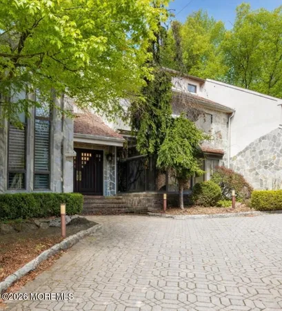 $1,550,000 | 9 Sherwood Court, Holmdel, NJ 07733