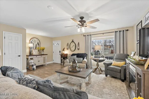 $579,900 | 6971 Carmen Court, Sun Valley, NV 89433