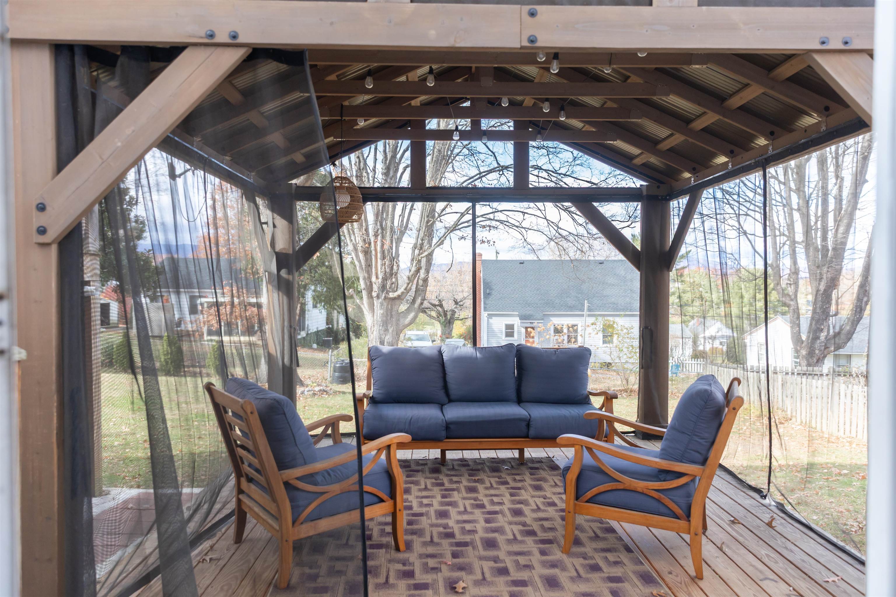 303 Summit Street Lexington, VA 24450 - Photo 55 of 58 a outdoor living space with furniture and garden view
