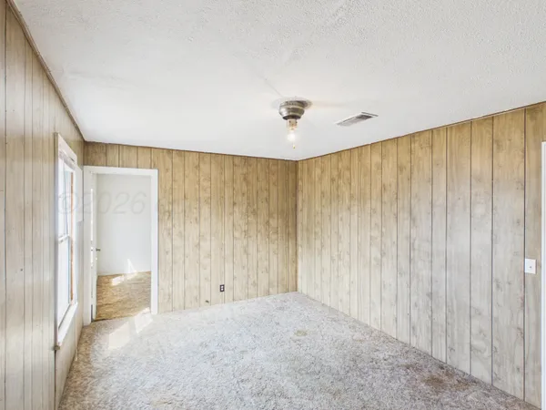 $120,000 | 812 Northeast 2nd Street, Dumas, TX 79029