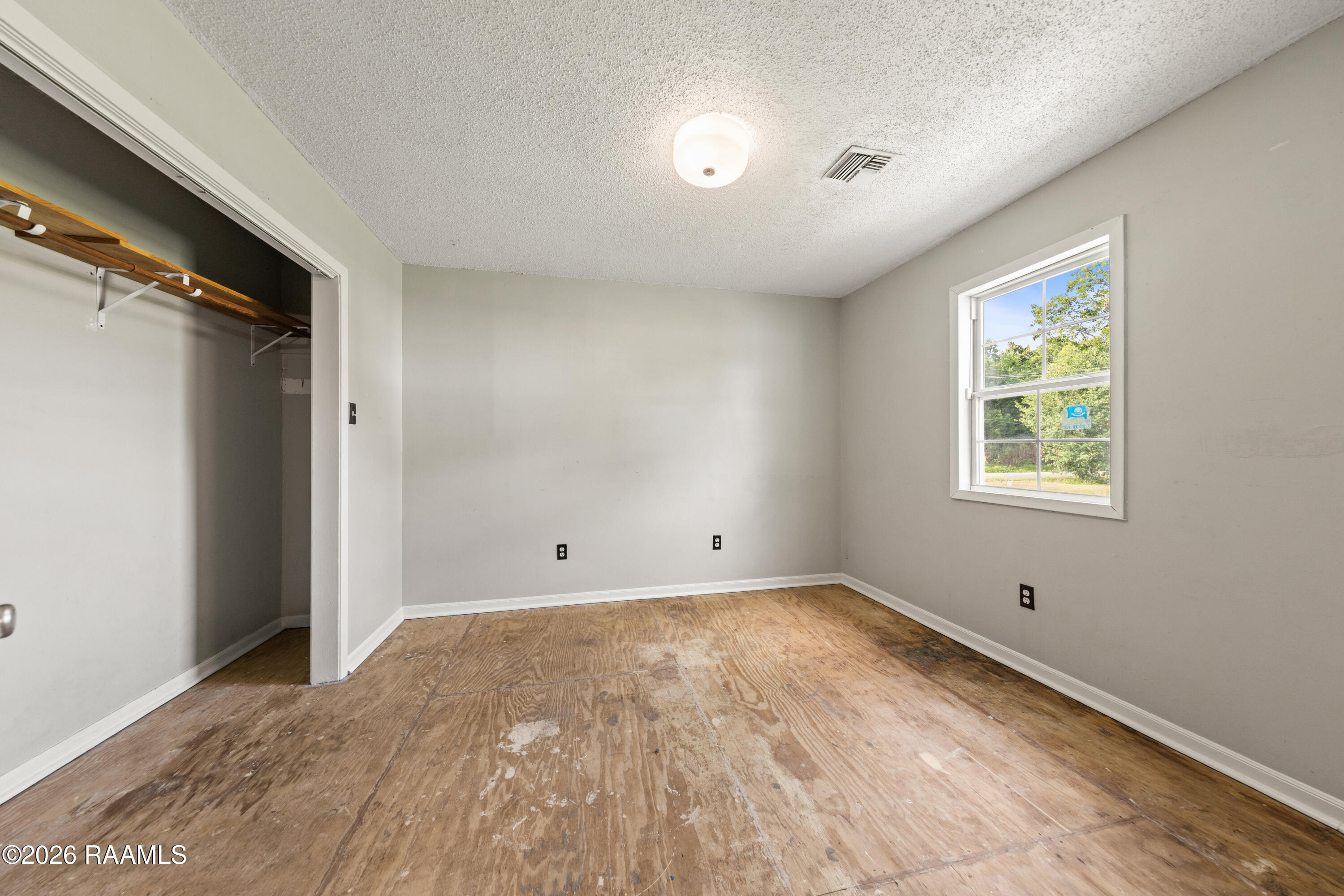 2140 Lucien Road Erath, LA 70533 - Photo 21 of 33 Guest Bedroom 2