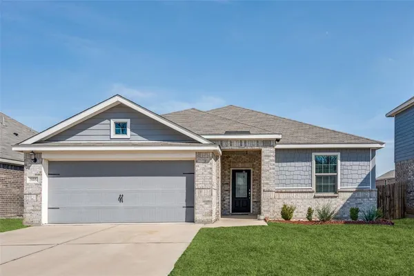 $316,900 | 505 Lowery Oaks Trail, Fort Worth, TX 76120