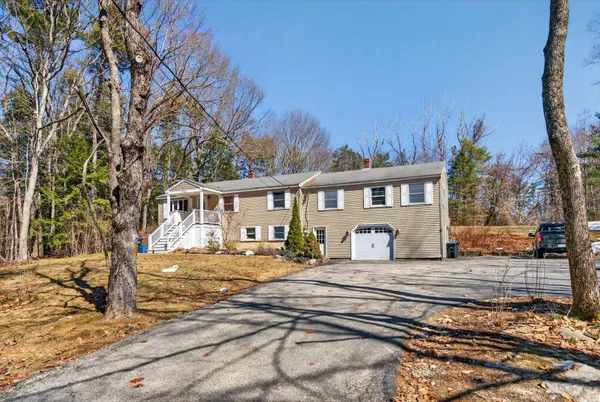 $569,000 | 325 Pope Road, Windham, ME 04062