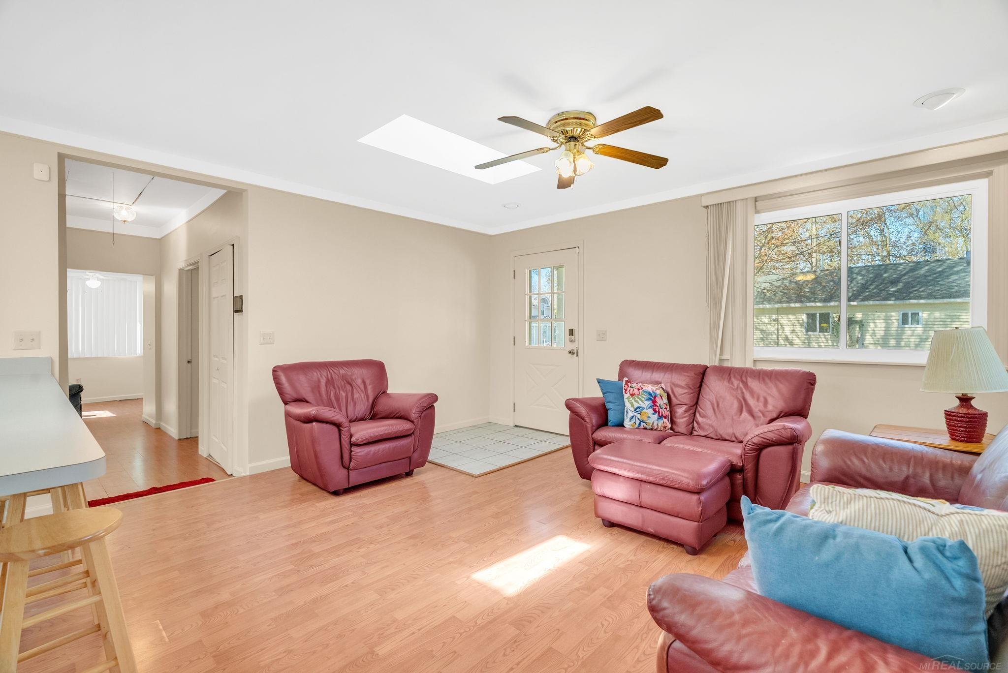 7329 Elm Road Lexington, MI 48450 - Photo 4 of 57