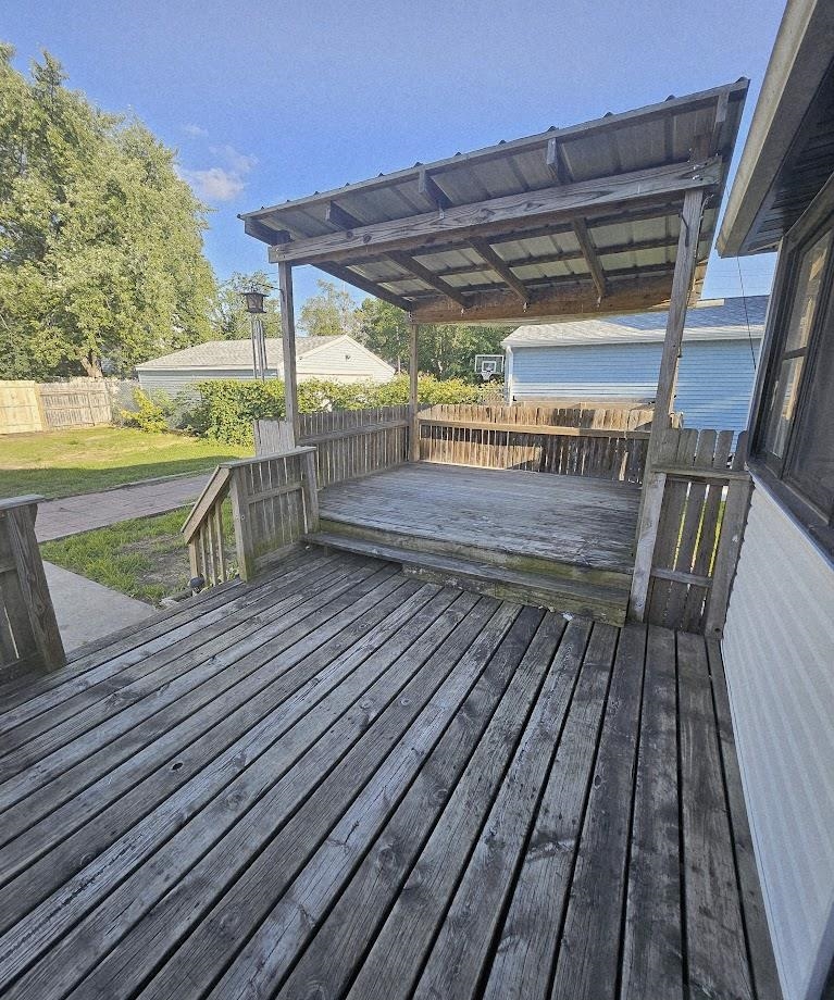 1125 Hackett Street Beloit, WI 53511 - Photo 15 of 16