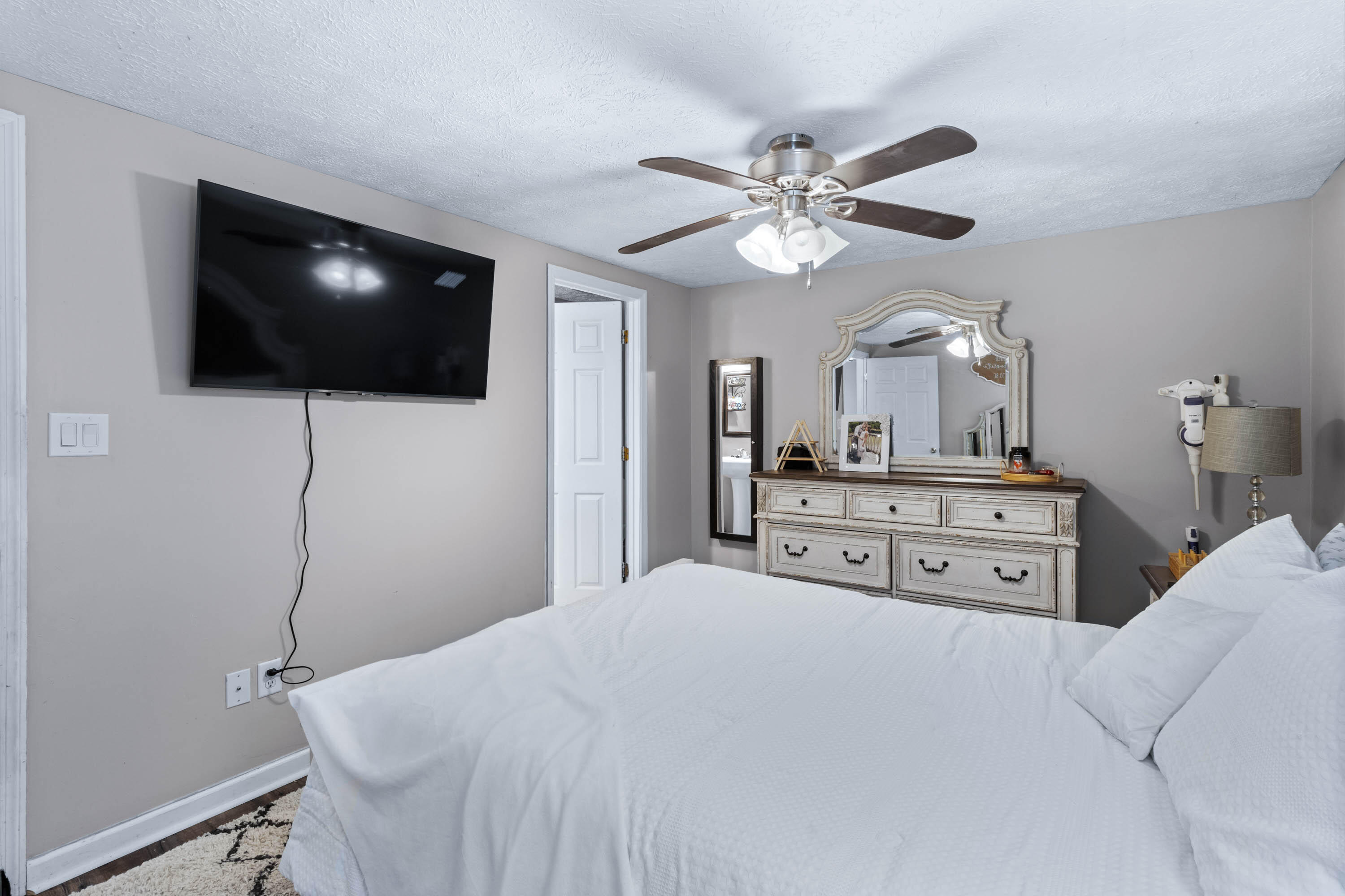 89 Ellis Springs Road Ringgold, GA 30736 - Photo 19 of 31 89 Ellis Springs Rd-25