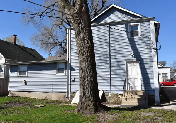 $340,000 | 1006 North Hickory Street, Joliet, IL 60435