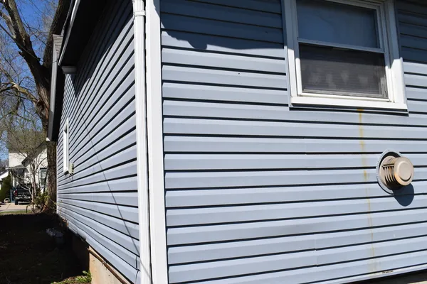 $340,000 | 1006 North Hickory Street, Joliet, IL 60435