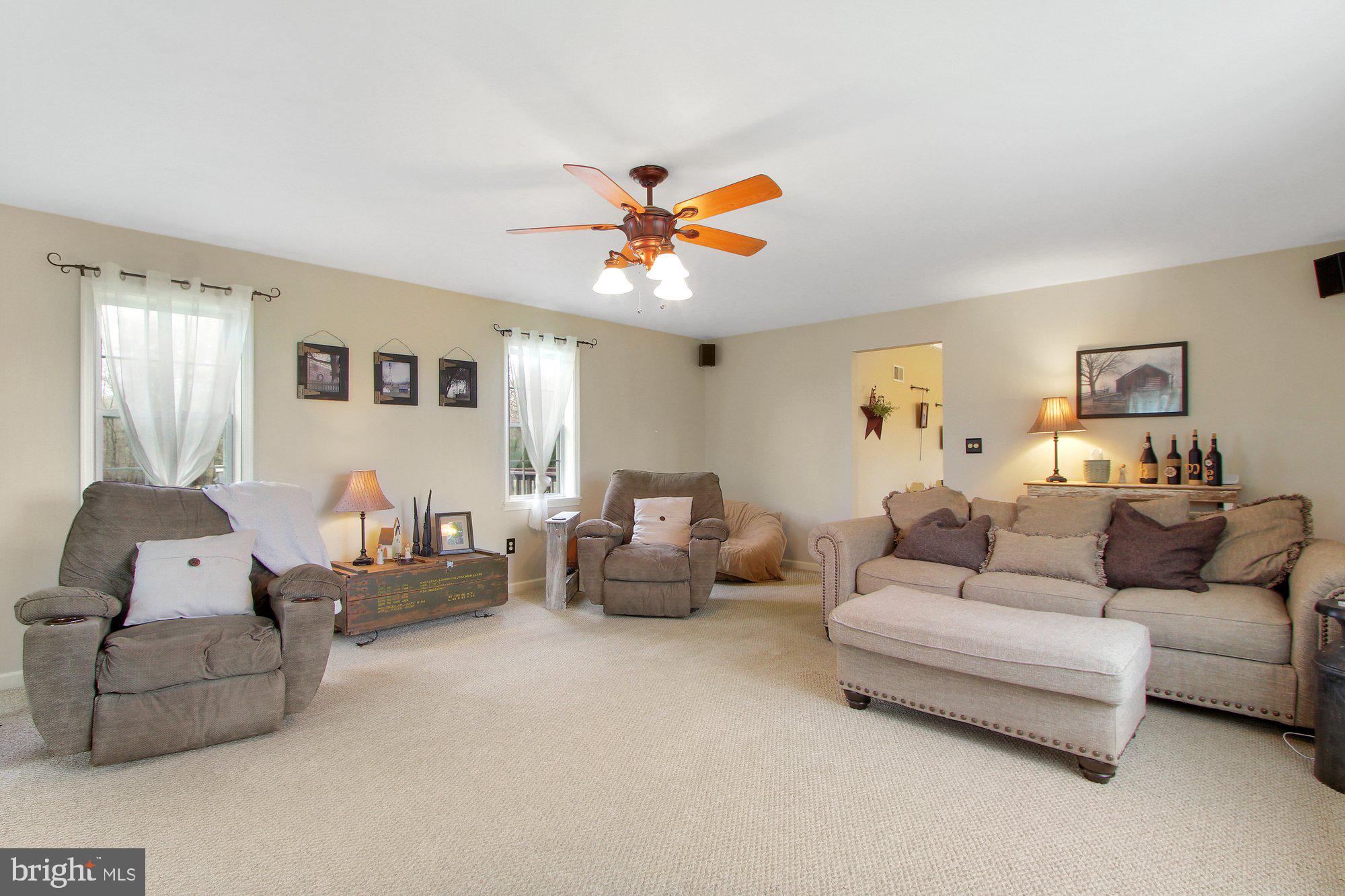 1518 Burkholder Road Red Lion, PA 17356 - Photo 9 of 28 Gallery Image 9