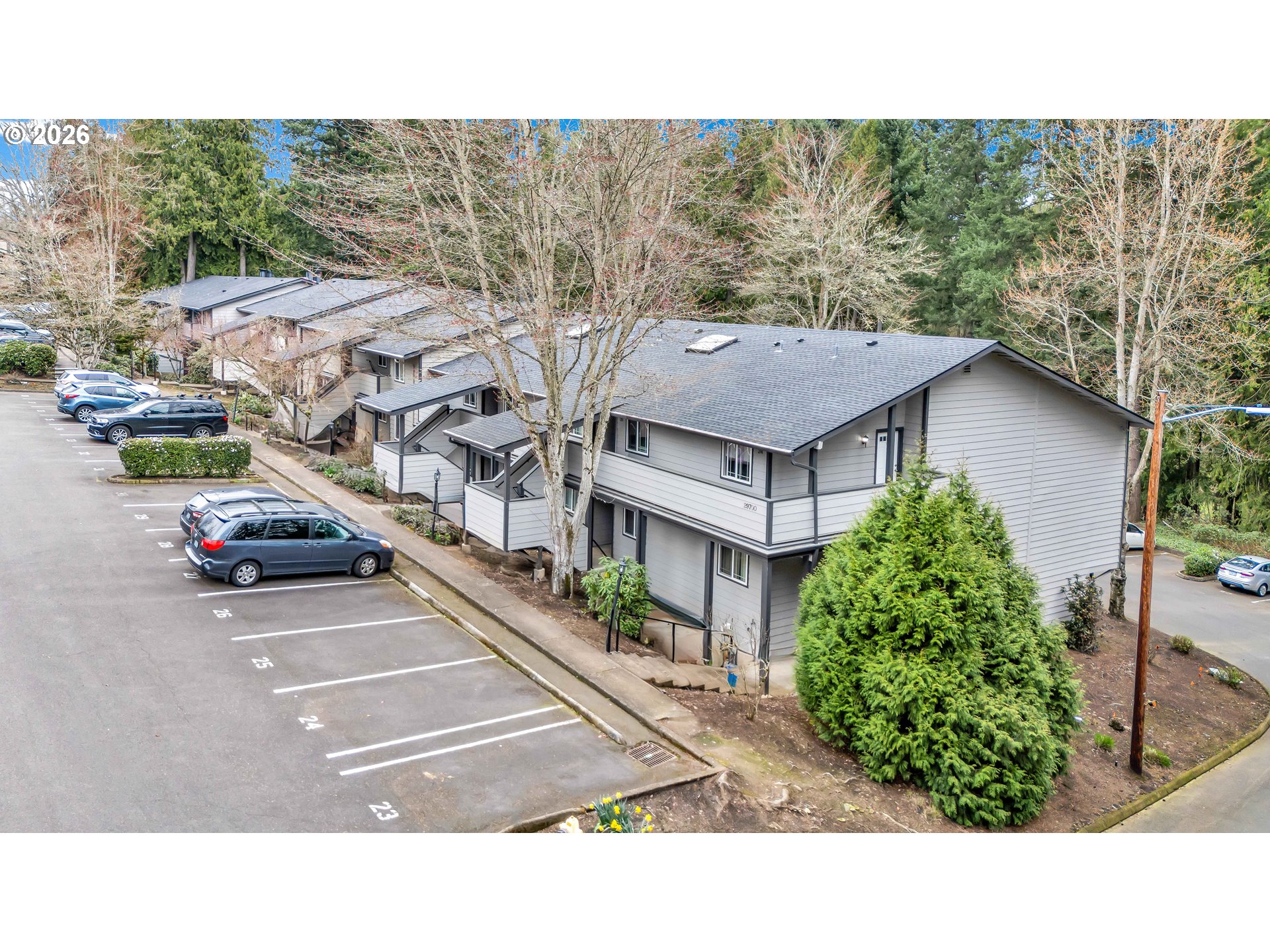 29700 Southwest Courtside Drive, Unit 36 Wilsonville, OR 97070 - Photo 2 of 40 a picture of city view