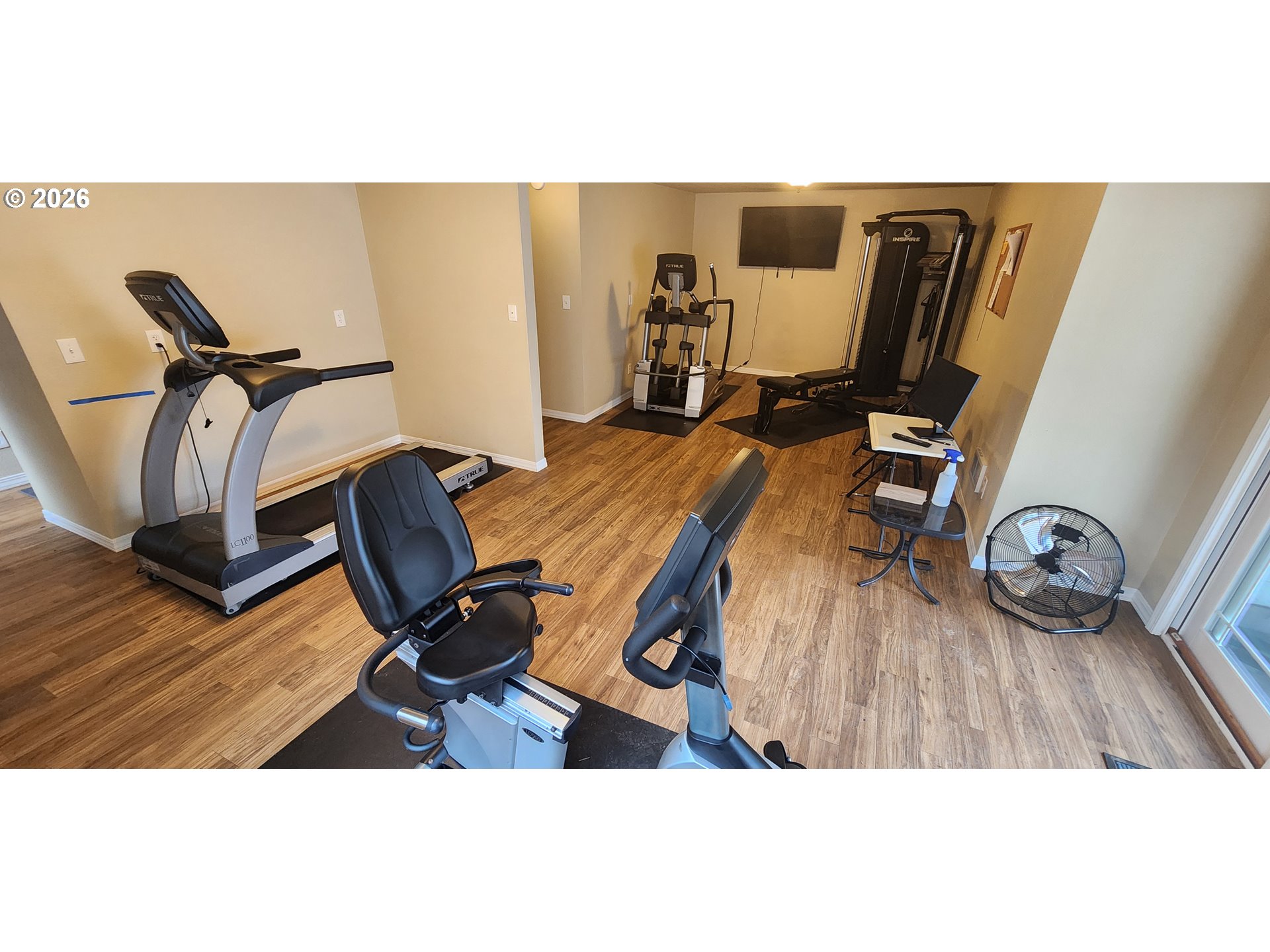 29700 Southwest Courtside Drive, Unit 36 Wilsonville, OR 97070 - Photo 29 of 40 a view of workspace with wooden floor