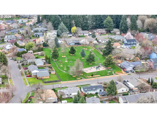 $235,000 | 29700 Southwest Courtside Drive, Unit 36, Wilsonville, OR 97070