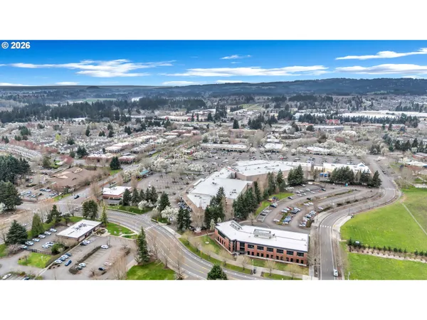$235,000 | 29700 Southwest Courtside Drive, Unit 36, Wilsonville, OR 97070