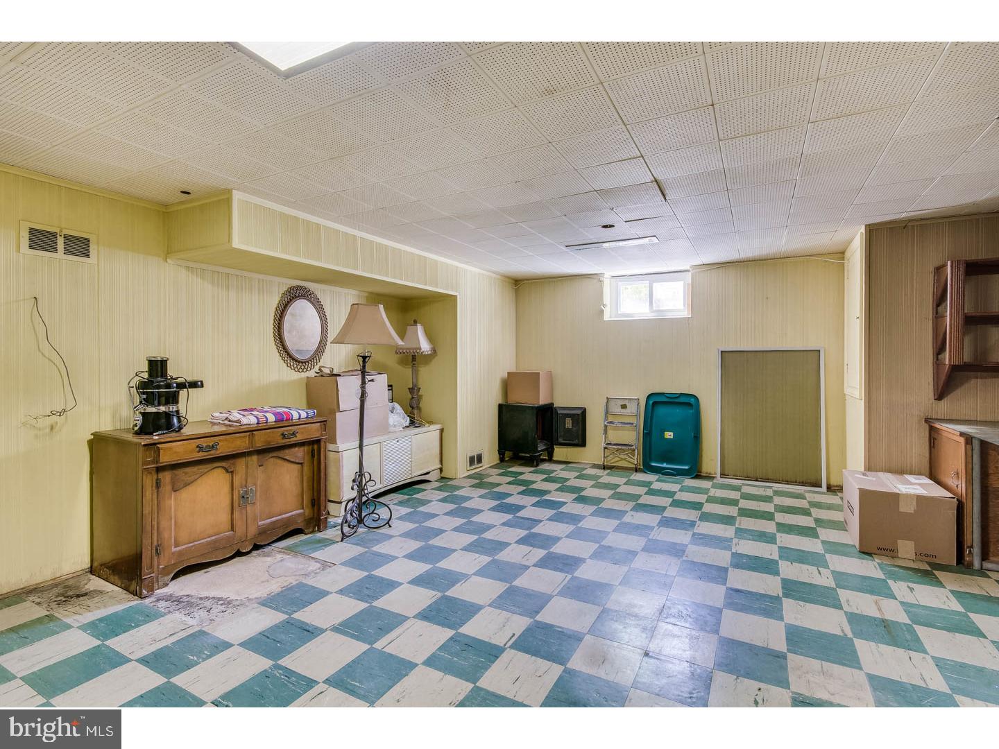 19 Merion Road Cherry Hill, NJ 08002 - Photo 8 of 19