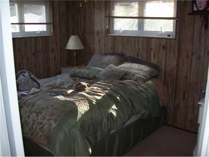 5016 Doyle Road Baldwin, PA 15227 - Photo 6 of 12 Bedroom.