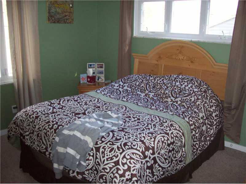 5016 Doyle Road Baldwin, PA 15227 - Photo 7 of 12 Master Bedroom.