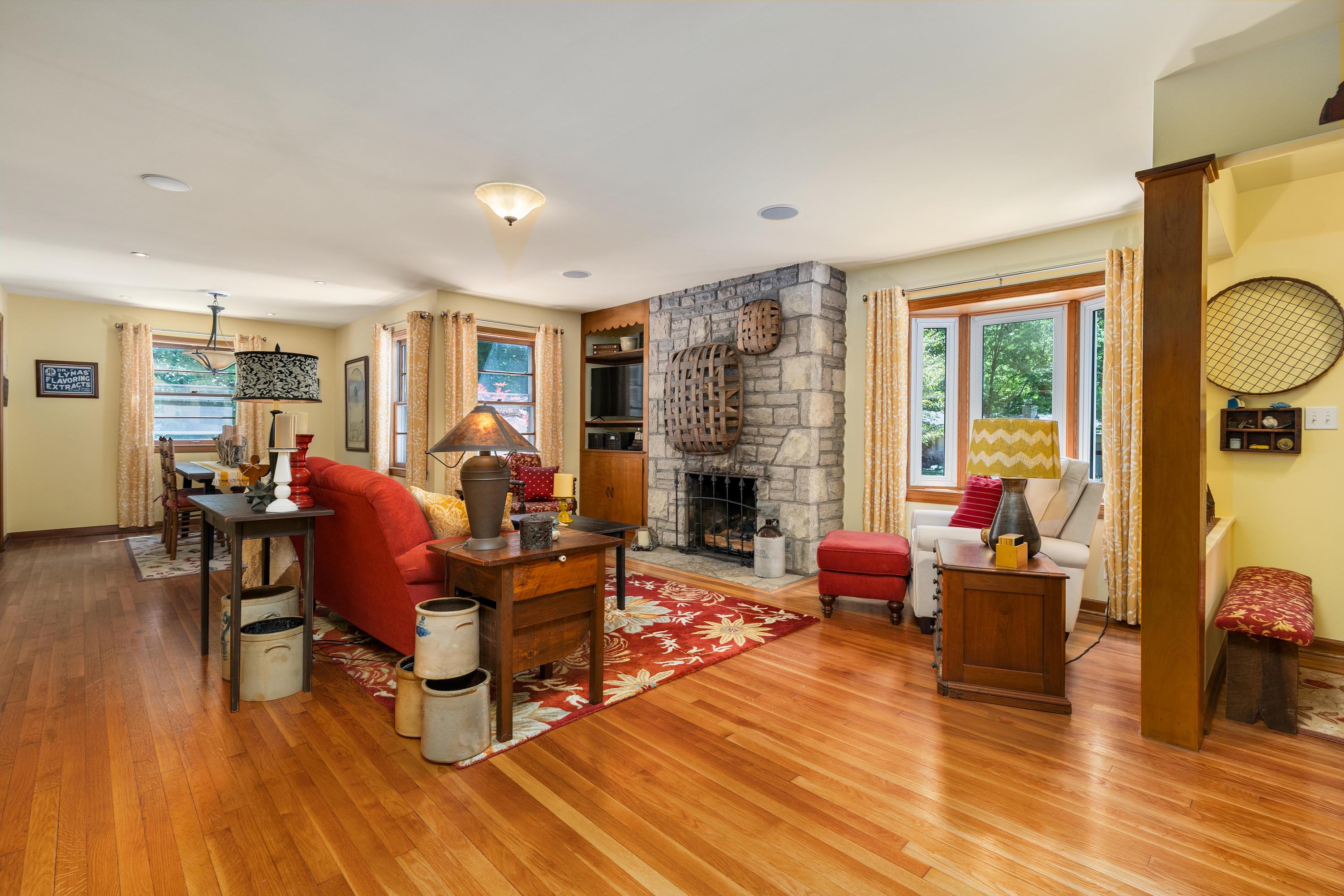 2586 Minerva Lake Road Columbus, OH 43231 - Photo 14 of 69 Gallery Image 14