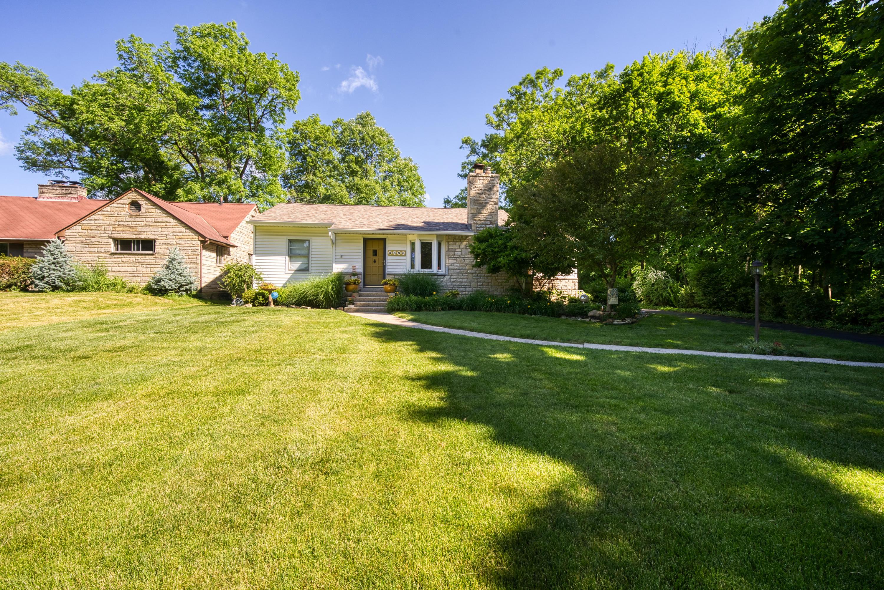 2586 Minerva Lake Road Columbus, OH 43231 - Photo 3 of 69 Gallery Image 3