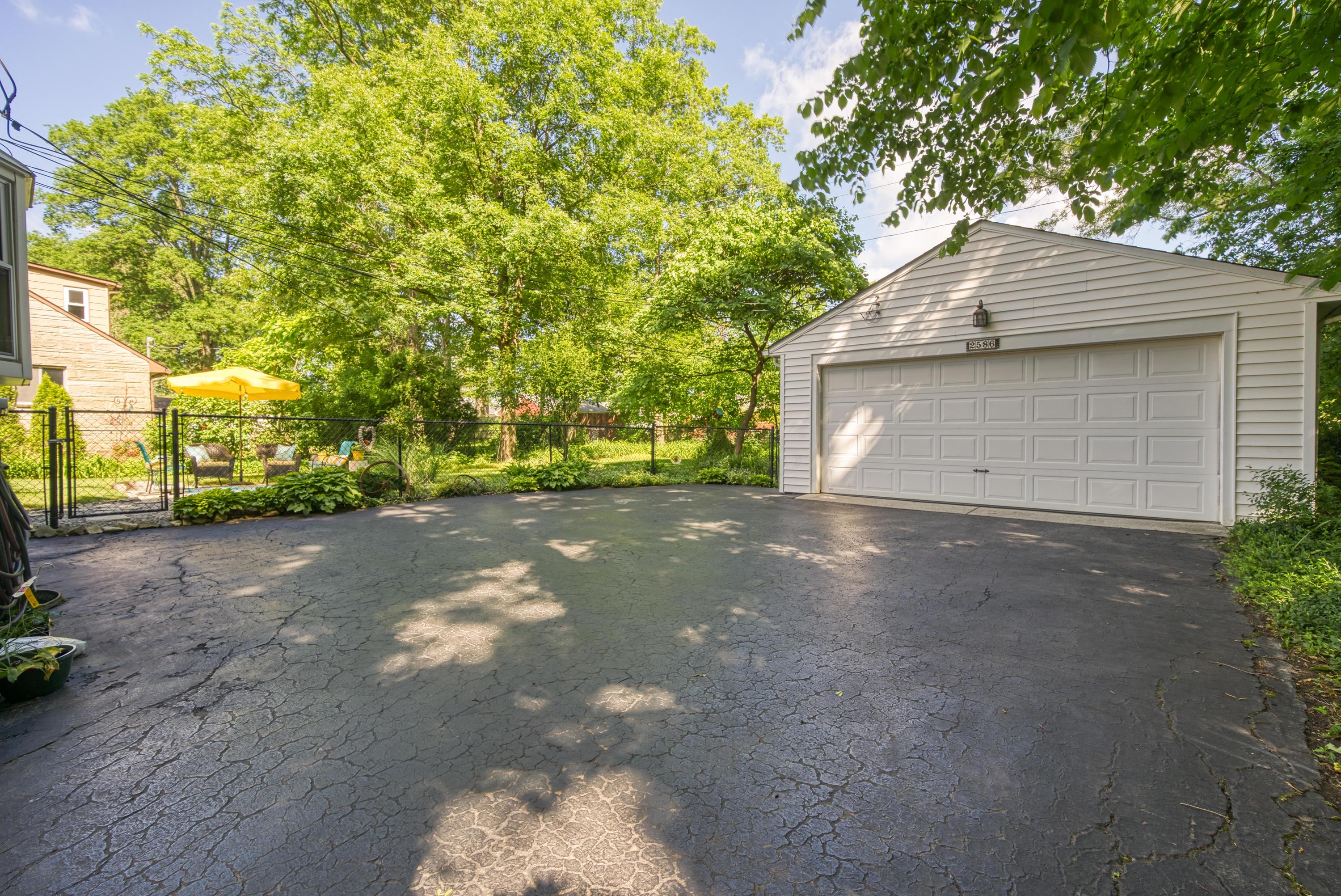 2586 Minerva Lake Road Columbus, OH 43231 - Photo 48 of 69 Gallery Image 48