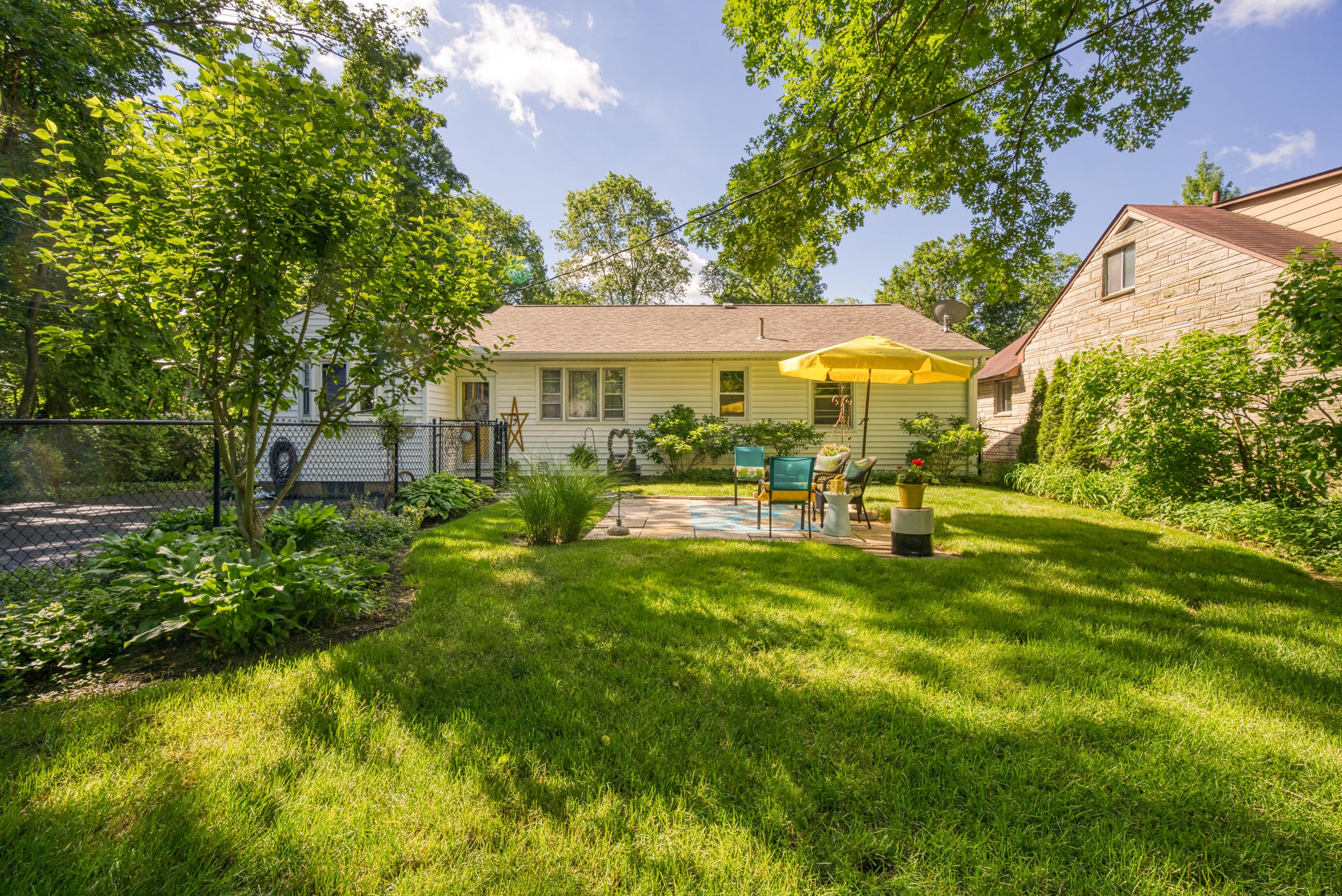 2586 Minerva Lake Road Columbus, OH 43231 - Photo 58 of 69 Gallery Image 58