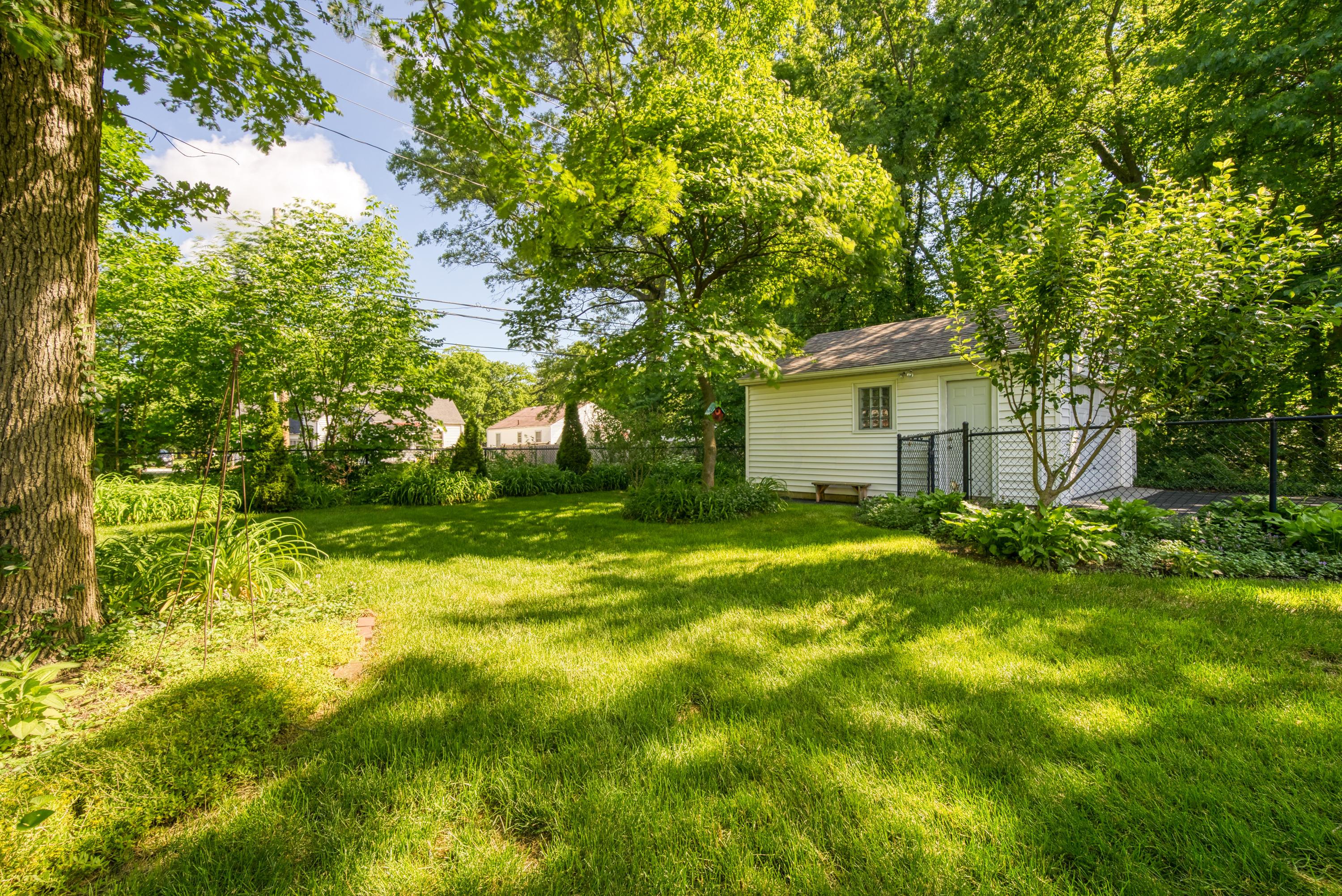 2586 Minerva Lake Road Columbus, OH 43231 - Photo 62 of 69 Gallery Image 62