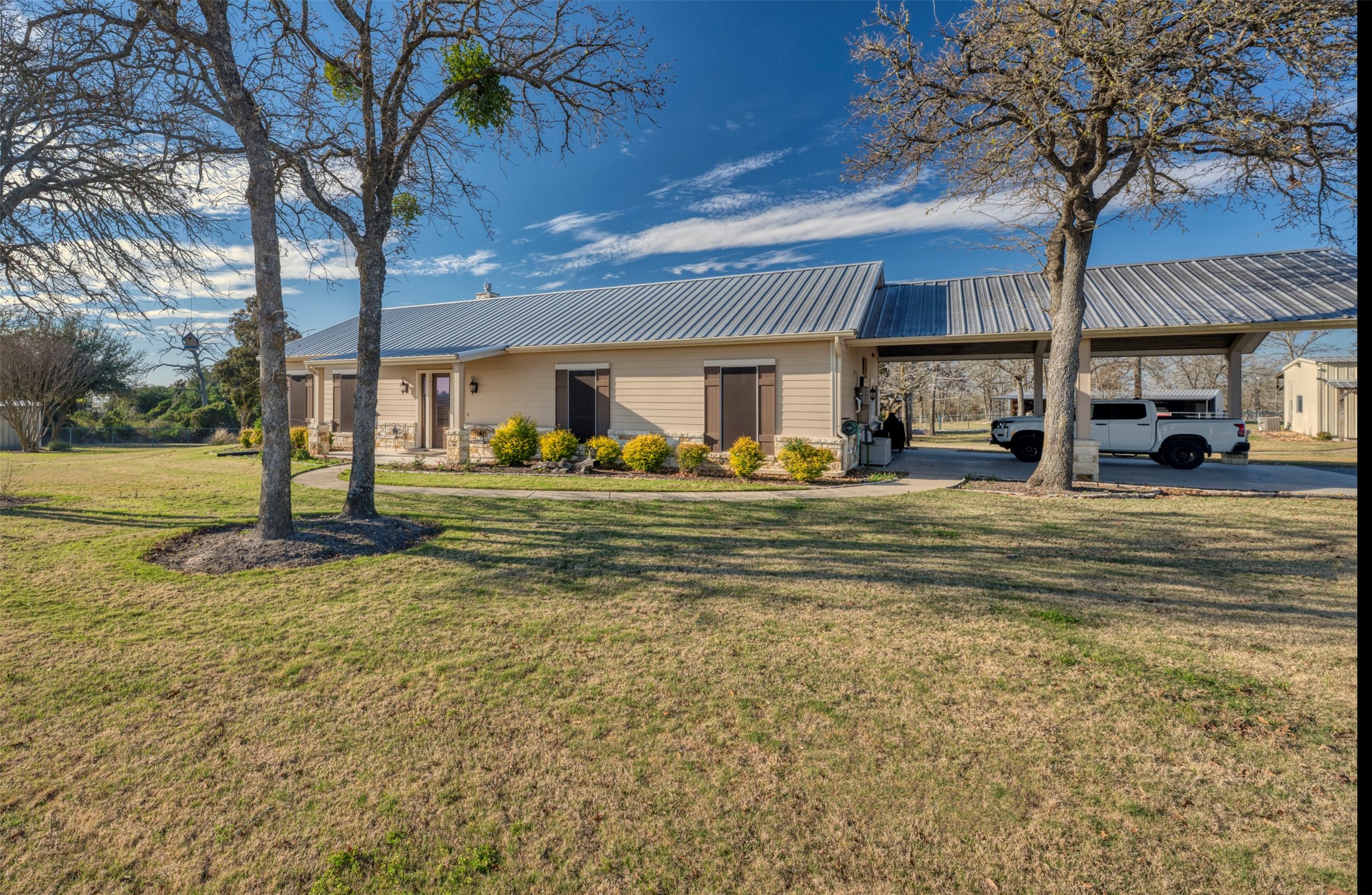 6785 Jones Orchard Road Franklin, TX 77856 - Photo 5 of 38