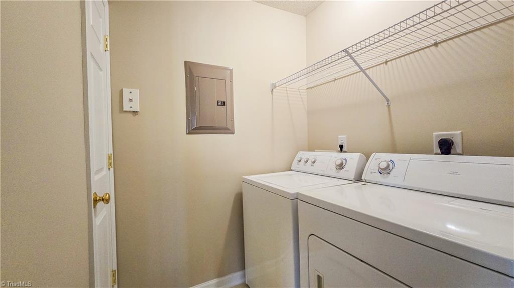 2033 Salem Bluff Drive Winston-Salem, NC 27127 - Photo 11 of 12