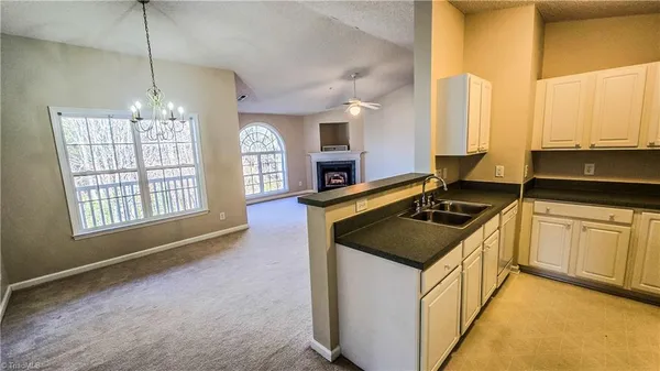 $1,300 | 2033 Salem Bluff Drive, Winston-Salem, NC 27127