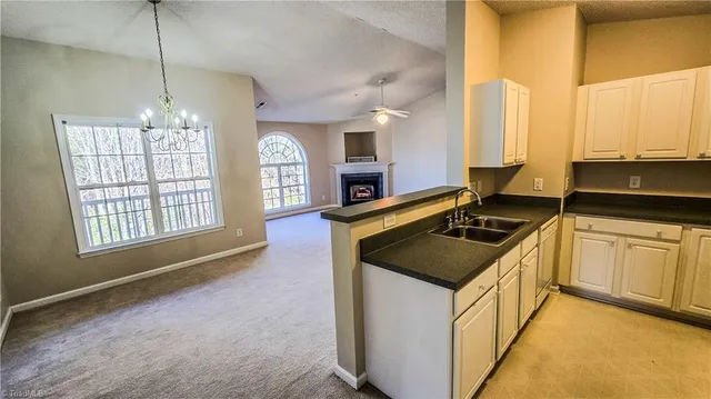 $1,300 | 2033 Salem Bluff Drive, Winston-Salem, NC 27127