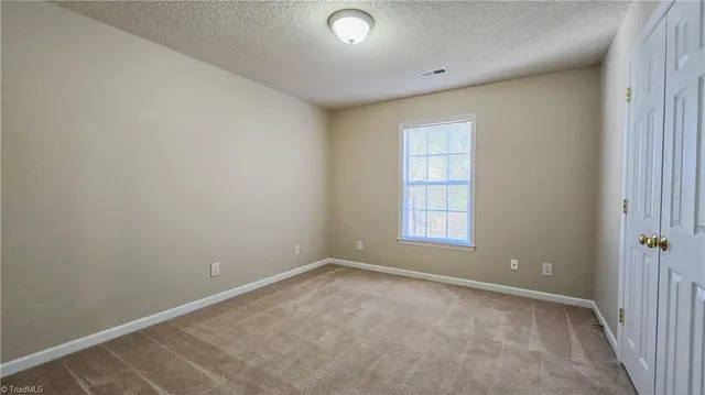 $1,300 | 2033 Salem Bluff Drive, Winston-Salem, NC 27127