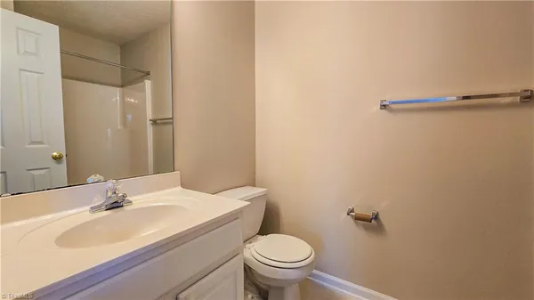 $1,300 | 2033 Salem Bluff Drive, Winston-Salem, NC 27127