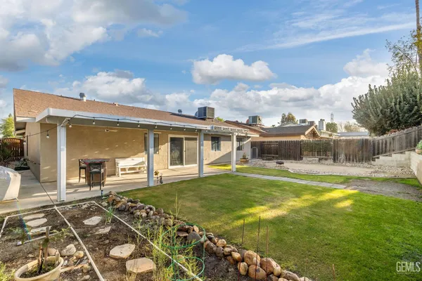 $425,000 | Undisclosed Address, Bakersfield, CA 93306