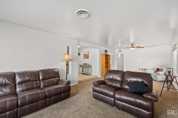 $425,000 | Undisclosed Address, Bakersfield, CA 93306