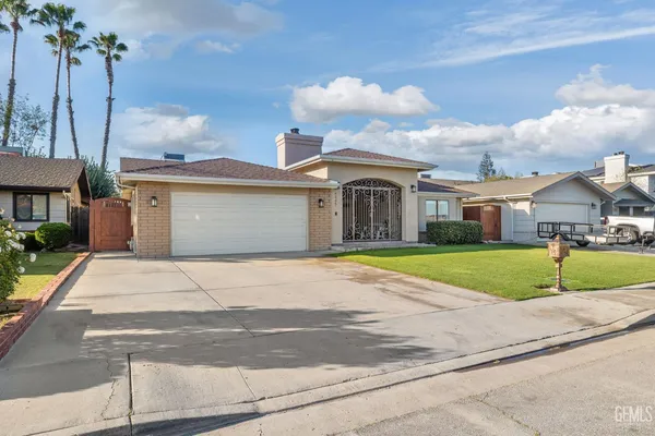 $425,000 | Undisclosed Address, Bakersfield, CA 93306