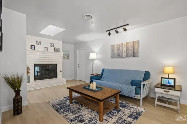 $425,000 | Undisclosed Address, Bakersfield, CA 93306