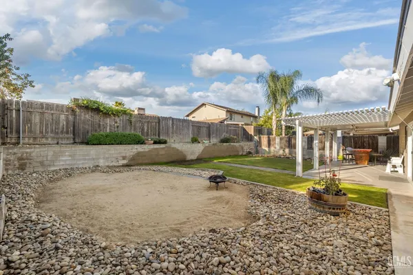 $425,000 | Undisclosed Address, Bakersfield, CA 93306