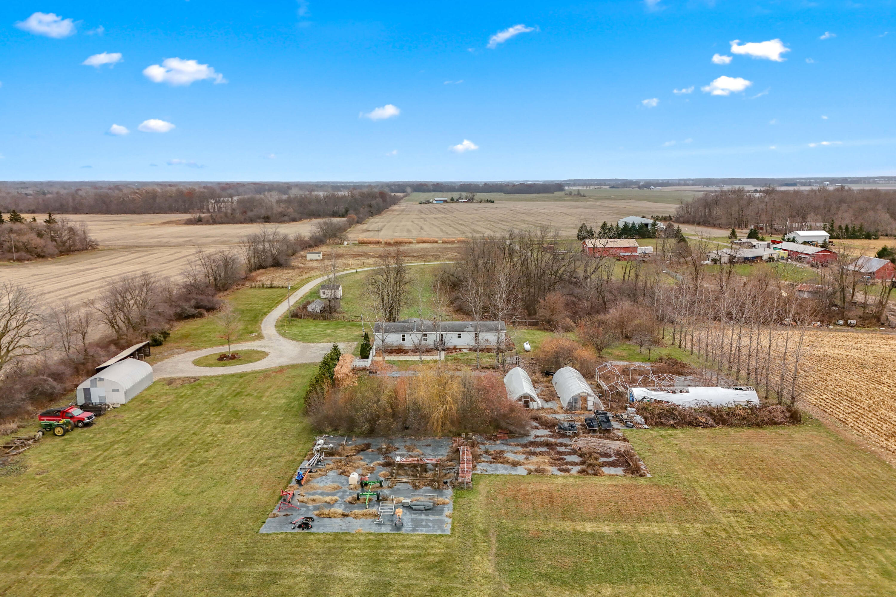 7550 Carncross Road Pittsford, MI 49271 - Photo 13 of 63 11