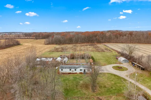 $259,000 | 7550 Carncross Road, Pittsford, MI 49271