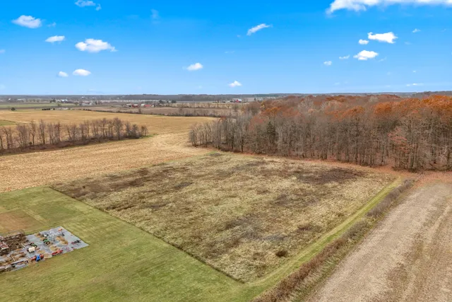 $259,000 | 7550 Carncross Road, Pittsford, MI 49271