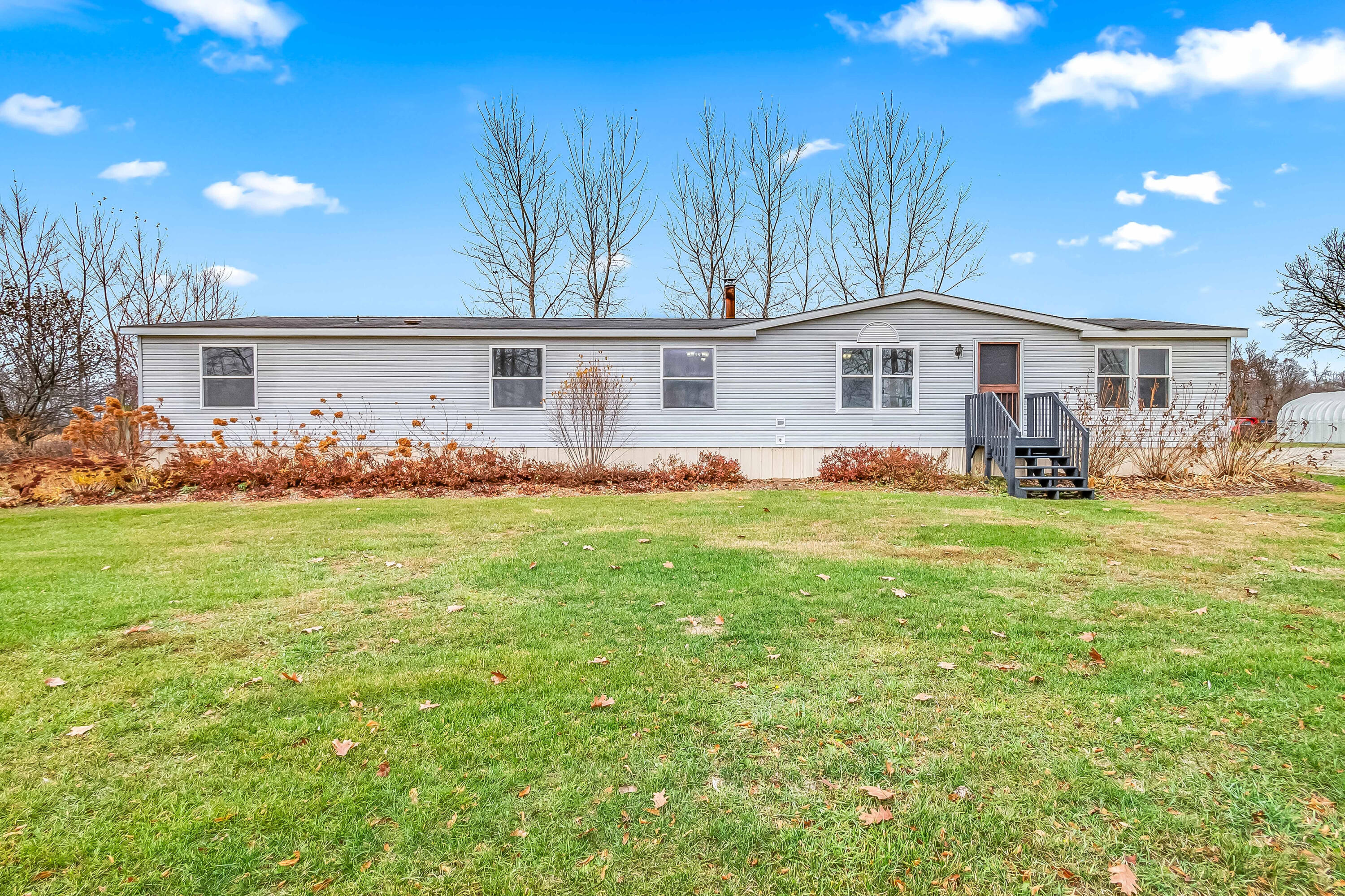 7550 Carncross Road Pittsford, MI 49271 - Photo 6 of 63 17