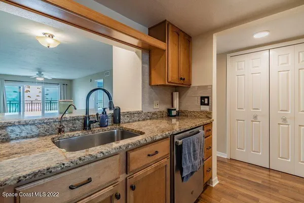 $2,850 | 85 South Atlantic Avenue, Unit 302, Cocoa Beach, FL 32931