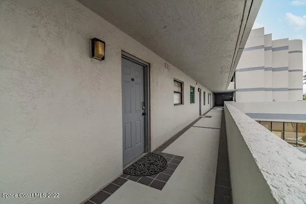 $2,850 | 85 South Atlantic Avenue, Unit 302, Cocoa Beach, FL 32931