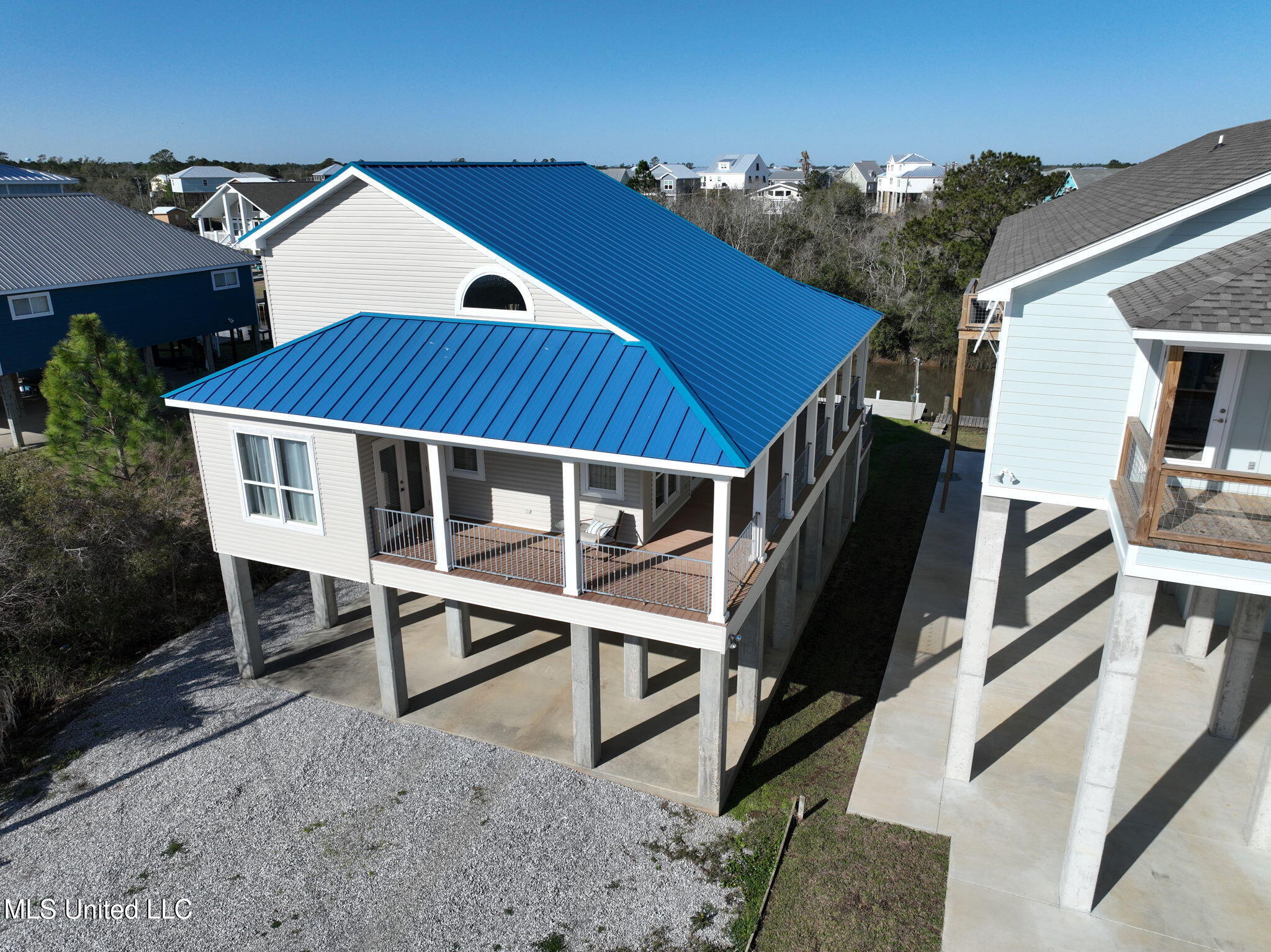 11025 Clleeves Street Bay St. Louis, MS 39520 - Photo 3 of 38 4-web-or-mls-DJI_0655